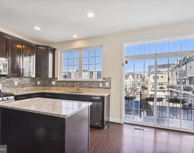 67 Linden Place - Photo Thumbnail 7