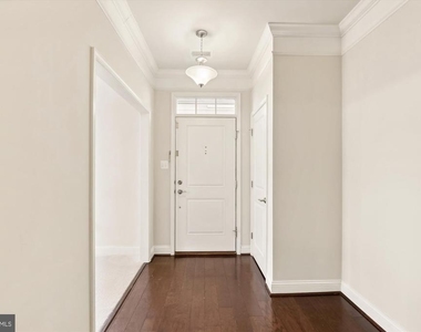 67 Linden Place - Photo Thumbnail 9
