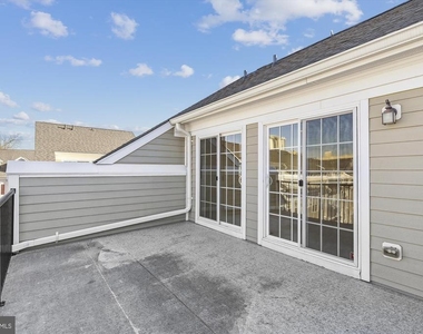 67 Linden Place - Photo Thumbnail 21