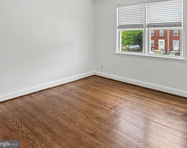 211 Cherrydell Road - Photo Thumbnail 3
