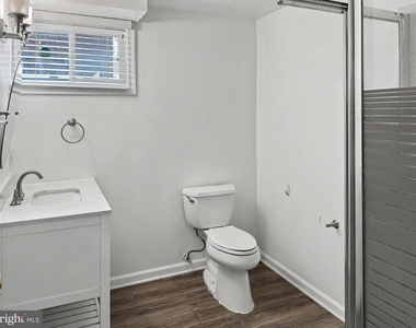 211 Cherrydell Road - Photo Thumbnail 9