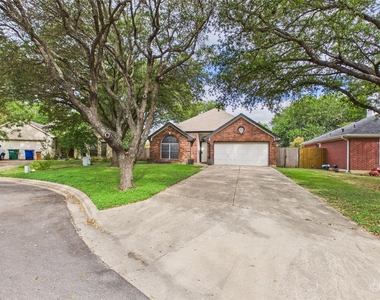 7400 Crepe Myrtle Dr - Photo Thumbnail 30