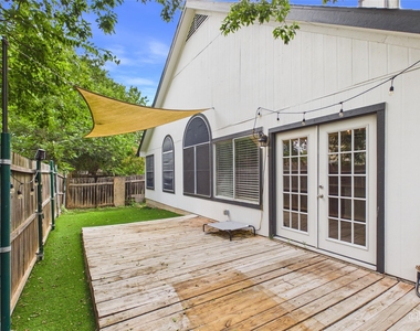 7400 Crepe Myrtle Dr - Photo Thumbnail 23