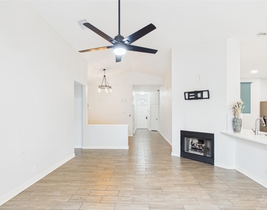 7400 Crepe Myrtle Dr - Photo Thumbnail 31