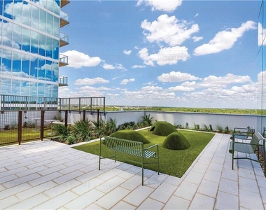 44 East Ave - Photo Thumbnail 17