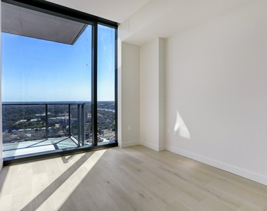 44 East Ave - Photo Thumbnail 8