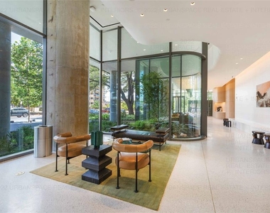 44 East Ave - Photo Thumbnail 11