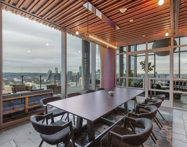 44 East Ave - Photo Thumbnail 19