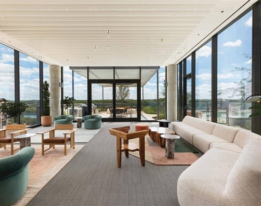 44 East Ave - Photo Thumbnail 16