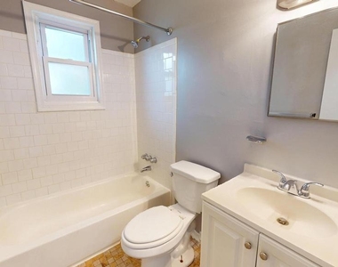 3905 Parkview Avenue - Photo Thumbnail 7
