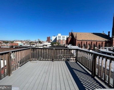 105 E West Street - Photo Thumbnail 15