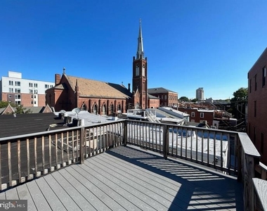 105 E West Street - Photo Thumbnail 17