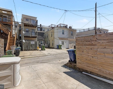 1303 Clarkson Street - Photo Thumbnail 33
