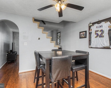 1303 Clarkson Street - Photo Thumbnail 7