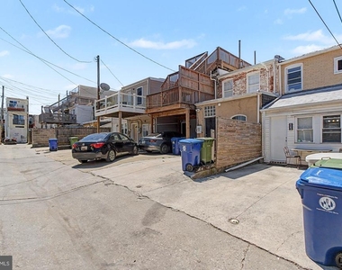 1303 Clarkson Street - Photo Thumbnail 34