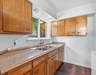 3607 Wilson St - Photo Thumbnail 13