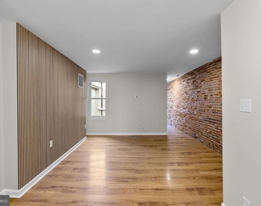 1305 Light Street - Photo Thumbnail 10
