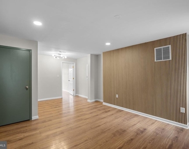 1305 Light Street - Photo Thumbnail 6