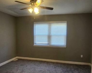 4017 Pimlico Road - Photo Thumbnail 10