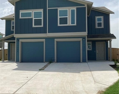 7204 Dancing Wind Ln - Photo Thumbnail 1