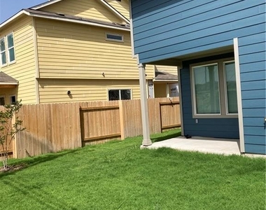 7204 Dancing Wind Ln - Photo Thumbnail 22
