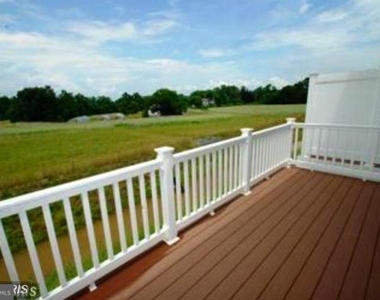 1818 Encore Terrace - Photo Thumbnail 5