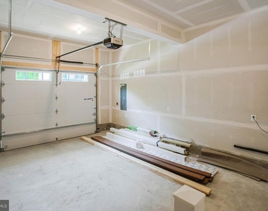 1316 Juniper Street - Photo Thumbnail 30