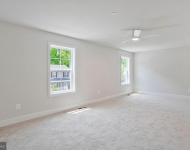 1316 Juniper Street - Photo Thumbnail 17