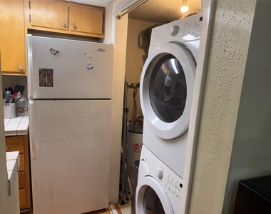 2510 San Gabriel St - Photo Thumbnail 4