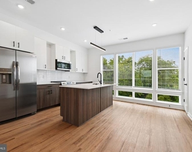 2842 Azimuth Lane - Photo Thumbnail 9