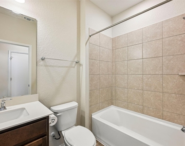 401 Yorktown St - Photo Thumbnail 27