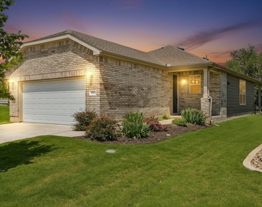 401 Yorktown St - Photo Thumbnail 1