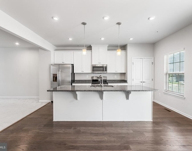 2657 Richmond Way - Photo Thumbnail 11