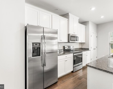 2657 Richmond Way - Photo Thumbnail 9