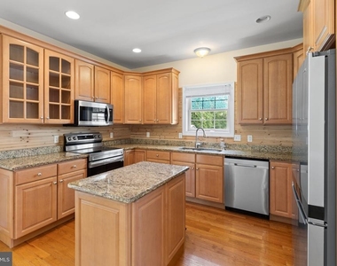29115 Finch Lane - Photo Thumbnail 11