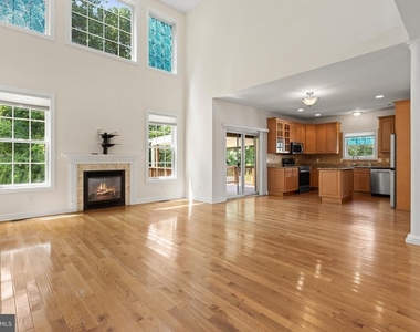 29115 Finch Lane - Photo Thumbnail 7