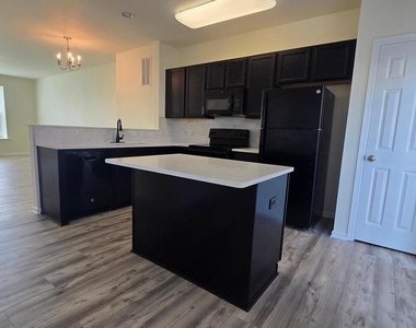 47 Tyndall Trail - Photo Thumbnail 18