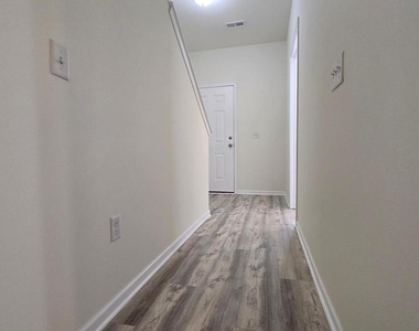 47 Tyndall Trail - Photo Thumbnail 8