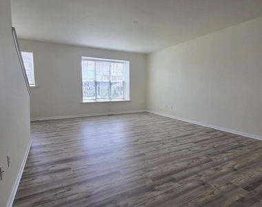 47 Tyndall Trail - Photo Thumbnail 13