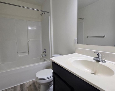 47 Tyndall Trail - Photo Thumbnail 42