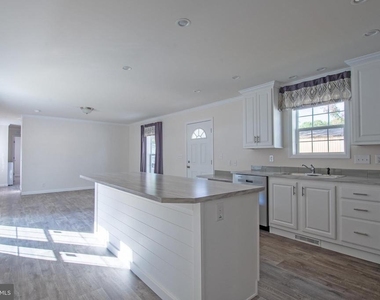 200 Beechwood Avenue - Photo Thumbnail 6