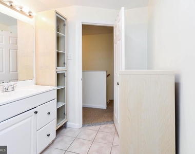 1651 Gales Street Ne - Photo Thumbnail 20