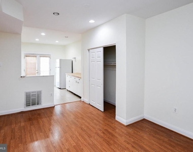 1651 Gales Street Ne - Photo Thumbnail 6