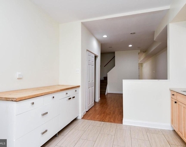 1651 Gales Street Ne - Photo Thumbnail 14