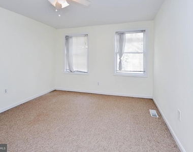 1651 Gales Street Ne - Photo Thumbnail 17