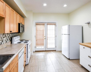 1651 Gales Street Ne - Photo Thumbnail 10
