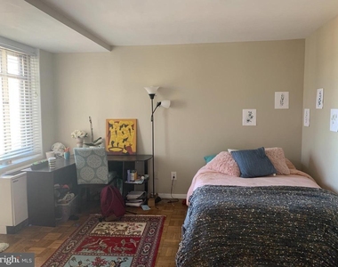 940 25th Street Nw - Photo Thumbnail 4