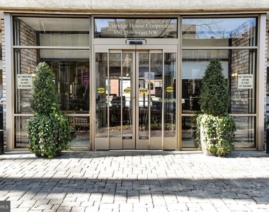 940 25th Street Nw - Photo Thumbnail 10