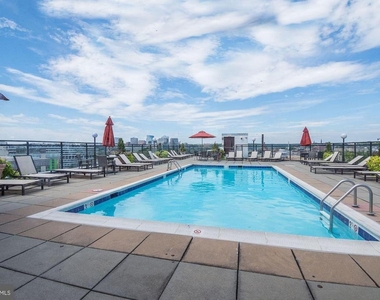 940 25th Street Nw - Photo Thumbnail 12