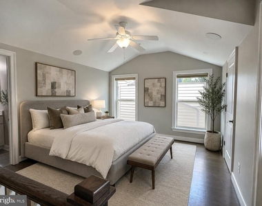 2179 Half Moon Place Ne - Photo Thumbnail 9